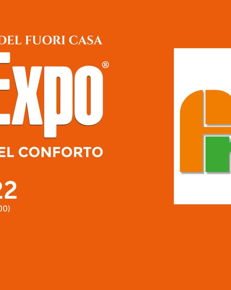 Fumagalli Danilo Ingrosso Ortofrutta Banner arancione dedicato all'evento RistorExpo 2022, che mette in evidenza date, orari, sede e il logo di Fumagalli Danilo con un frutto stilizzato e testo in verde. Perfetto per i professionisti del settore ortofrutticolo, della ristorazione e del commercio all'ingrosso di frutta e verdura. Ristorazione Professionale - GDO - retail - privati